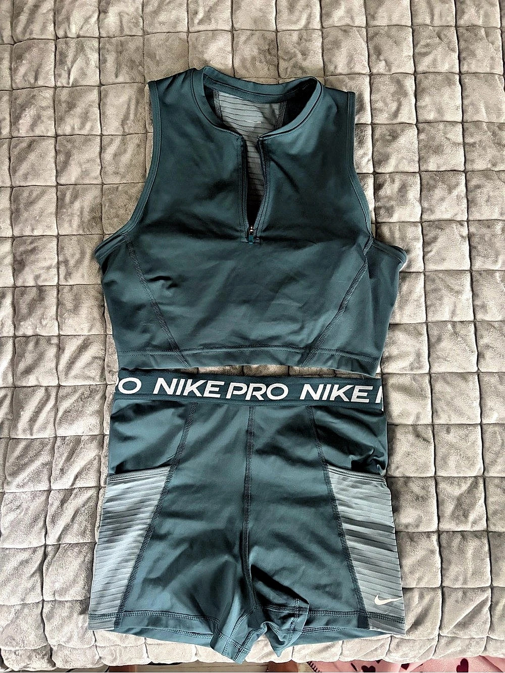 Nike Pro Dri-FIT Cropped Tank & 3” Athletic Shorts Set - Ash Green, Medium